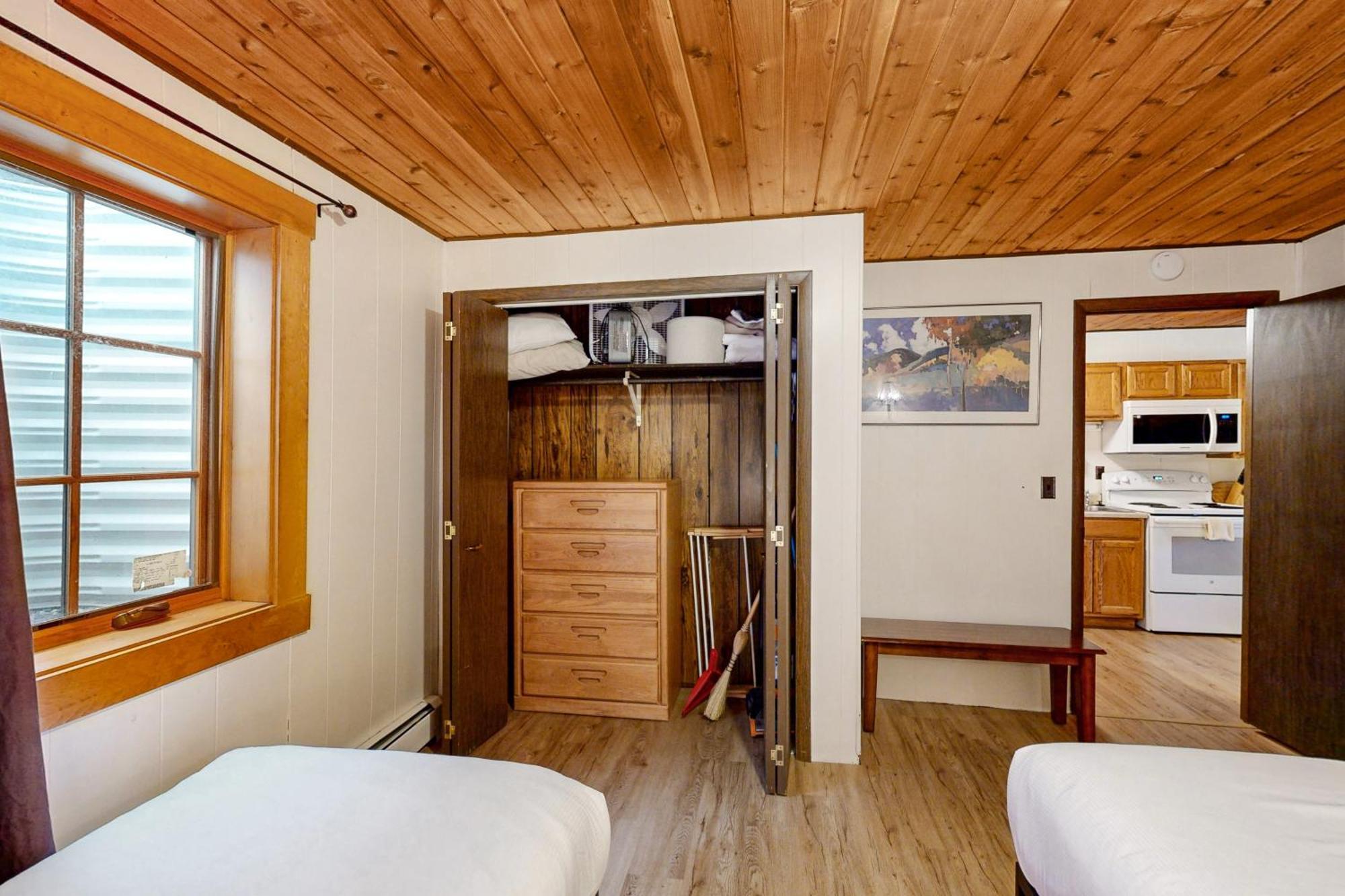 Bay Point Hillside 17A Down Apartment Whitefish Bagian luar foto